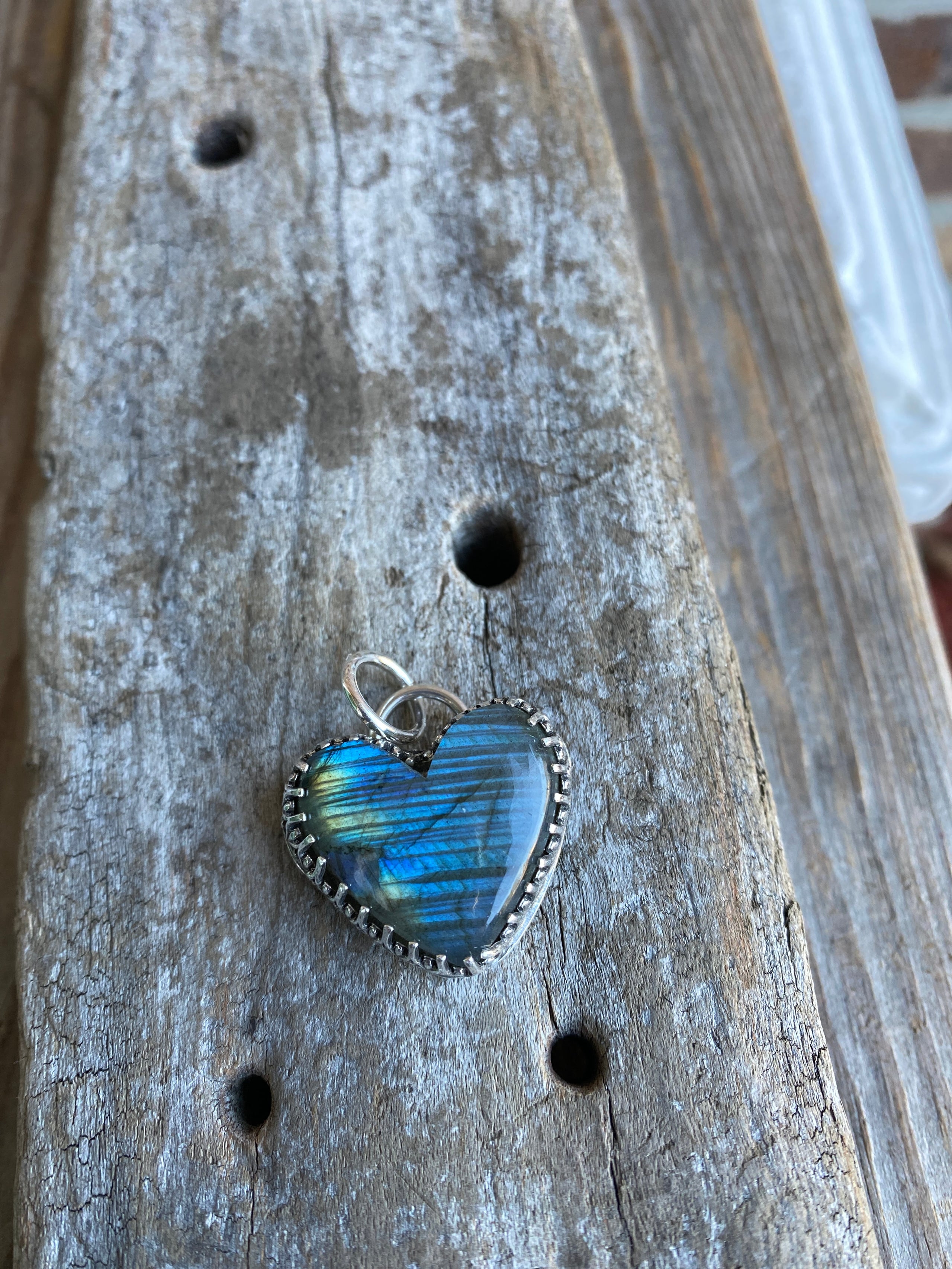 Labradorite on sale heart pendant